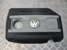 Накладка декоративная 06J103925P, 06J103925Q, 06J103925R  для VW Passat CC 2009-2011