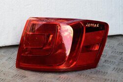 Фонарь задний правый наружный 5C6945096D VW Jetta 6 2011-2018